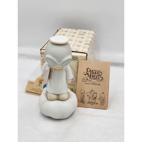Precious Moments Figurine Trust In The Lord Vintage 1982 E-9289 W/Box Tags - Picture 11 of 14